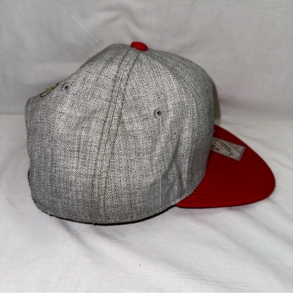 DC Comics Hat Men's Gray Red‎ The Flash Adjustable Snapback Embroidered Logo Cap - Picture 5 of 11